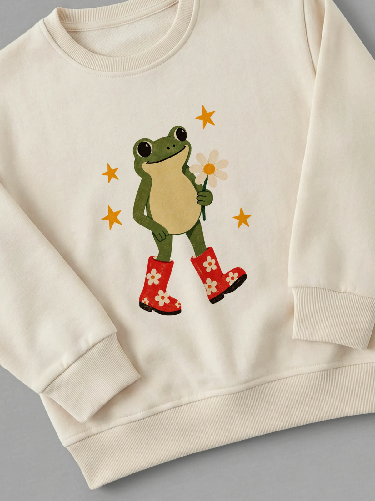 Frog In Boots - Sweatshirt Cream close-up by Tout Est Fichu