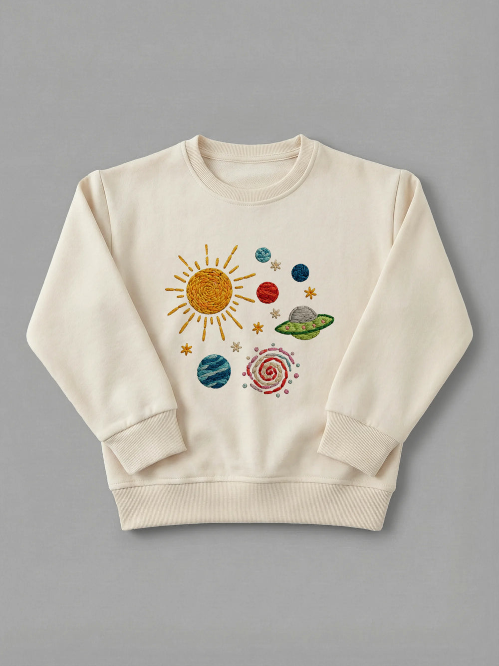 In A Galaxy Far Far Away - Sweatshirt Cream by Tout Est Fichu