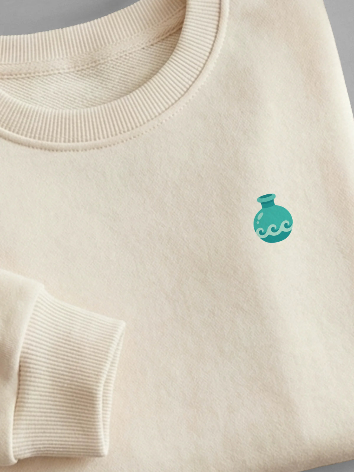 Little Phoenician Minis - Amphora Azure - Sweatshirt Cream close-up by Tout Est Fichu