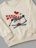 Ski Bear - Sweatshirt Cream close-up by Tout Est Fichu
